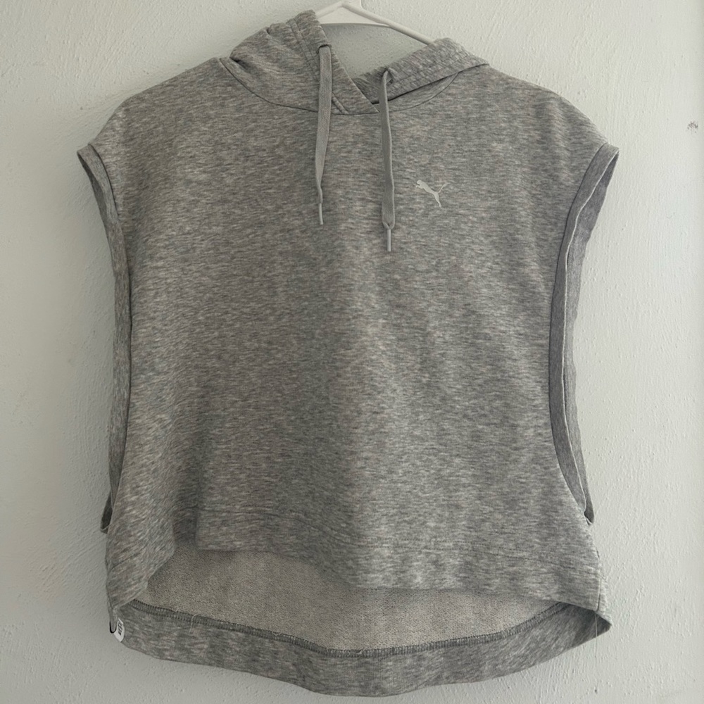 Puma top